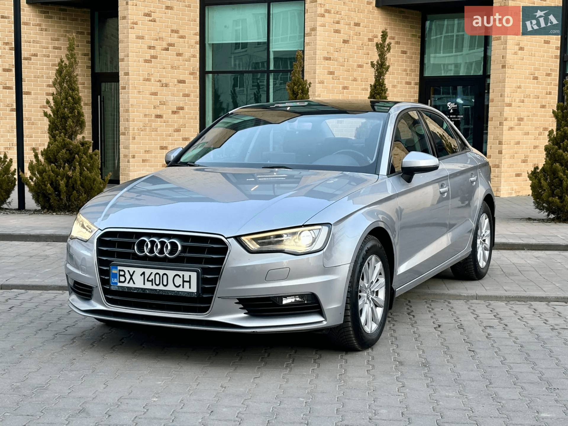 Головне фото звіту автомобіляAUDI A3 2015